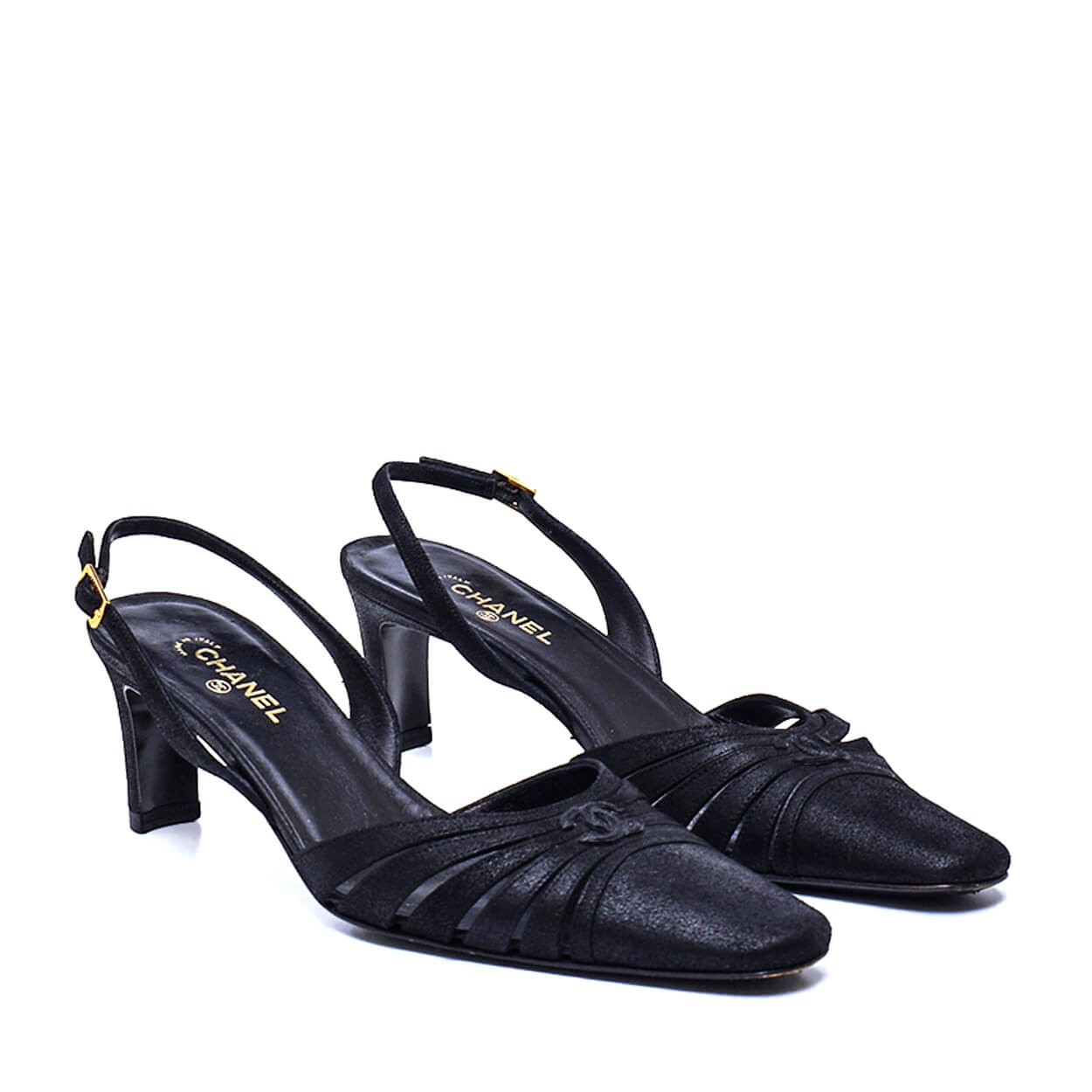 Chanel - Black Shiny Canvas CC Pumps 36.5